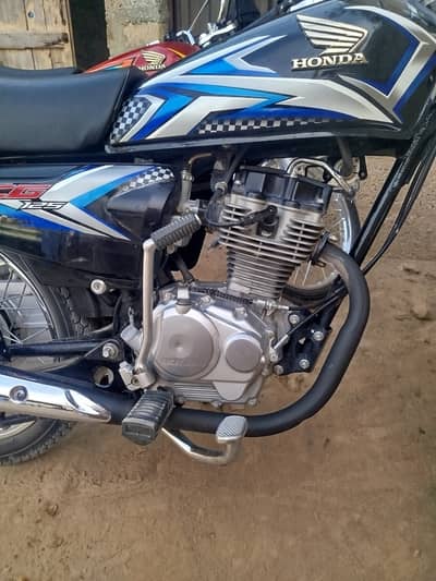 Honda CG 125 2025