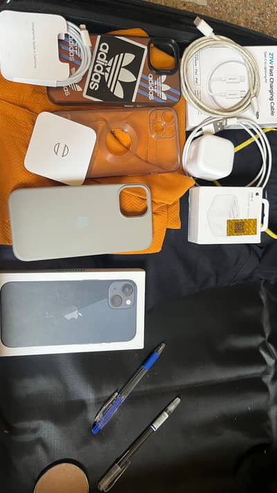 I phone 13 condition 10/10 ,97 battery  health exlent working