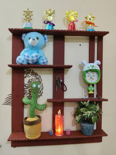 Wooden shelves  (2' x 2'6")