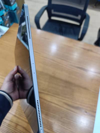 ipad pro M1 12.9inch 03276946635 Whatsapp no