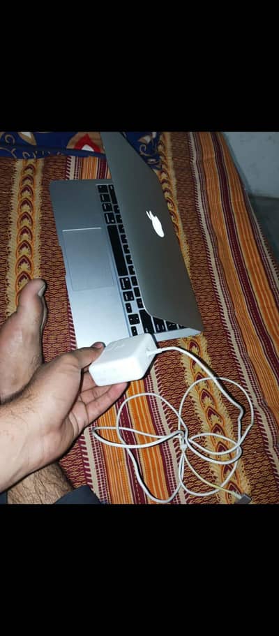 MacBook air all ok used