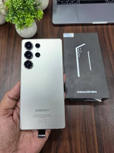 Galaxy S25 Ultra 12/256 with Box