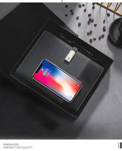 SMART NOTEBOOK | WIRELESS CHARGING 8000mAH