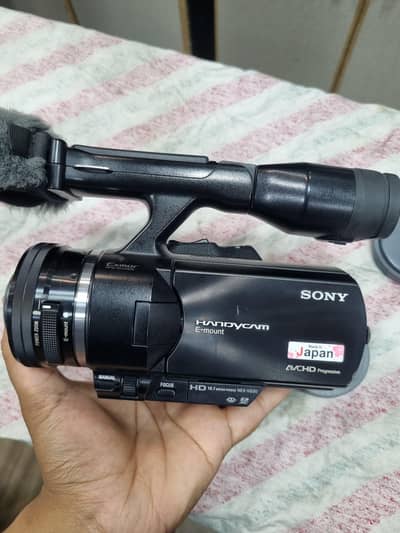Sony NEX VG30 + lens HANDY CAM  FULL HD Camcorder