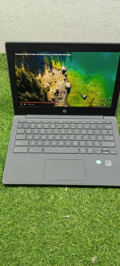 HP G8 11A Ee chrome Book
