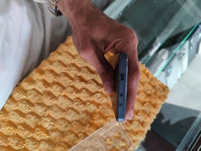 infinx gt 20 pro 12/256 pubg 120 fps pta with complete box