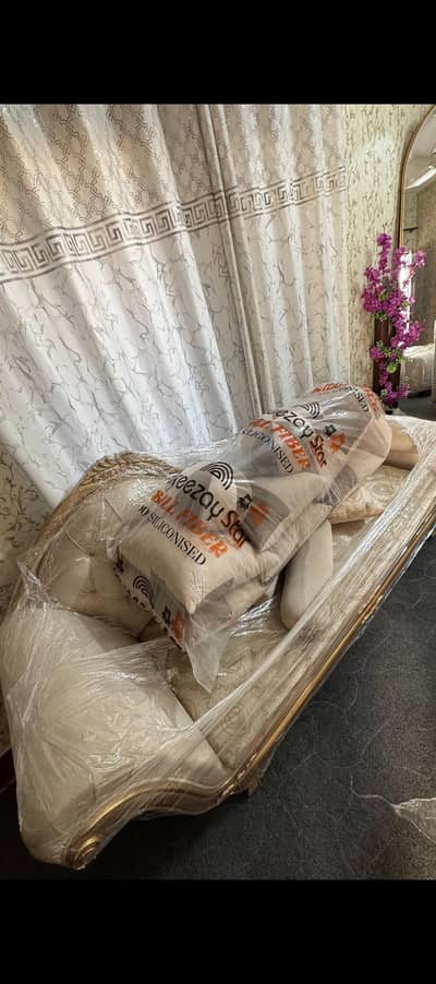 Sofa set L shaped or chinoti dewan  price 110000