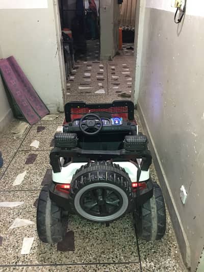 Kids jeep car