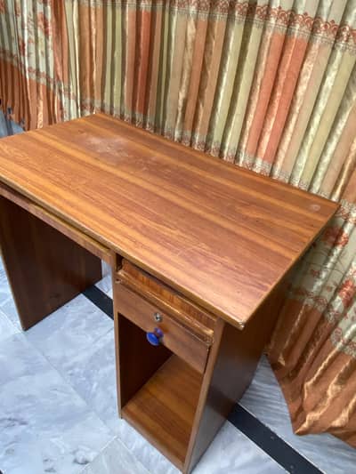 Computer Desk Top Quality Wood