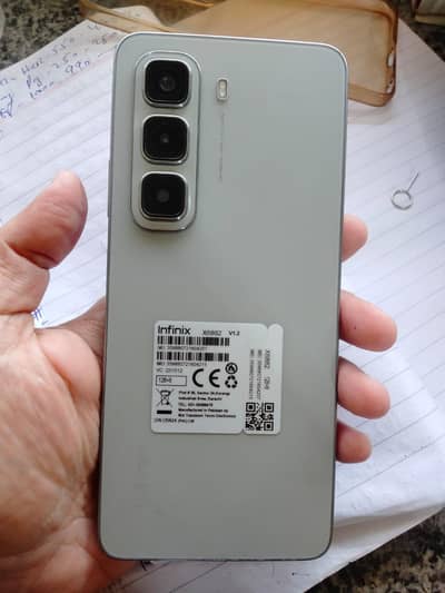 Infinix Hot 50 (8GB / 128GB) Bilkul achi condition