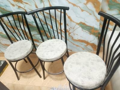 single Iron frame chair