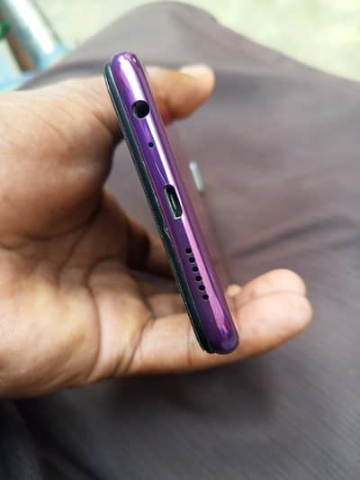 Oppo F9.4/64 GB # W. App 0316-8687980