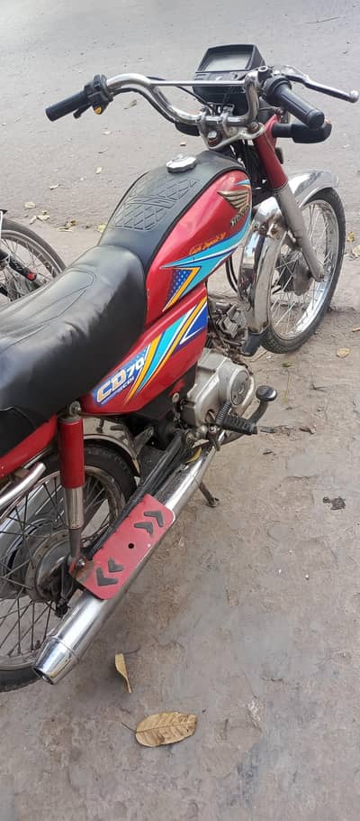 HONDA CD 70