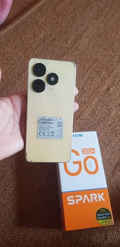 Tecno spark go 2024 4+4 64 5000Mah Battery with box and original led