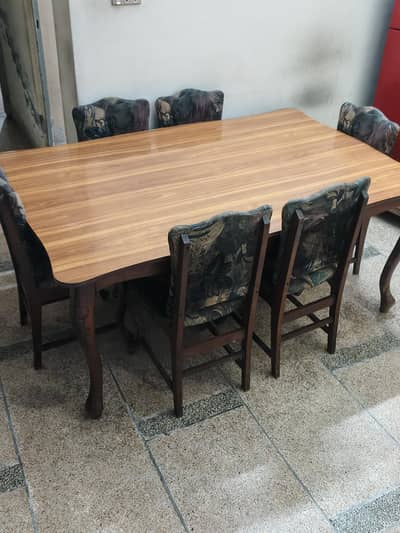 Dinning Table and Chairs