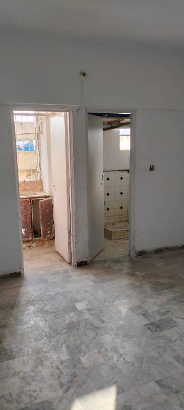 One Bed Lounge, Rs. 24 Lec