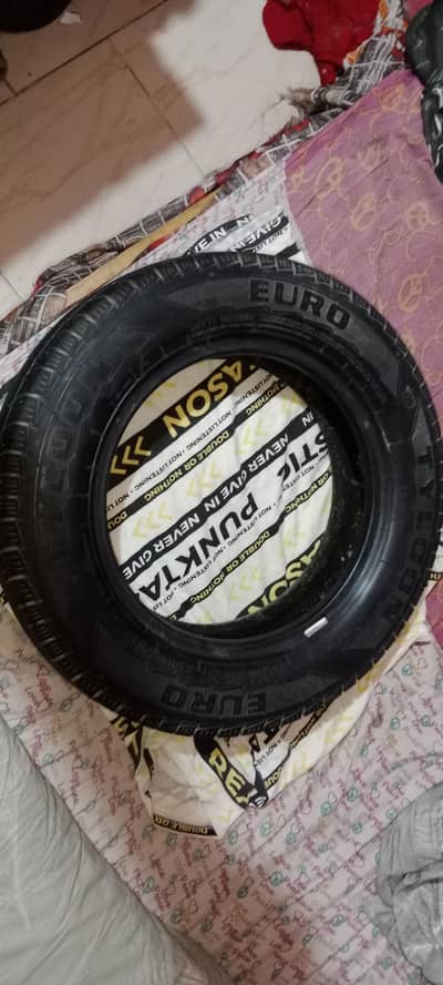 4 Tyres urgent sel kerny hai. Tub les