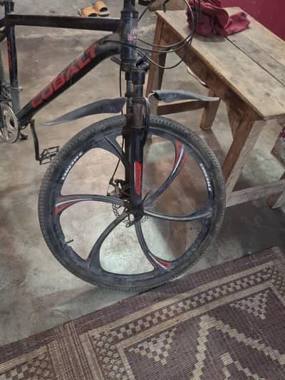 Used Cycle in Excellent Condition – Smooth, Stylish