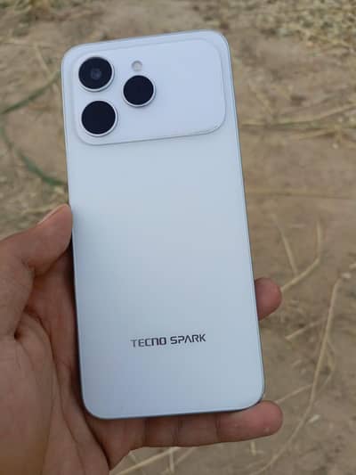 Tecno spark 40 10/10