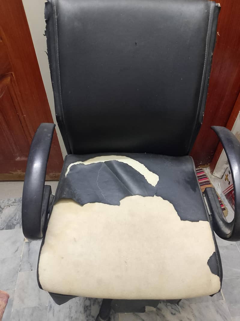 Computer chair 1