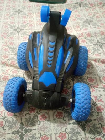 RC Car stunt car with dual battery