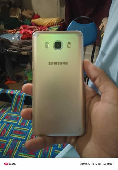 Samsung j5