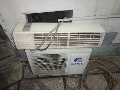 Ac 1.5 Ton Gree