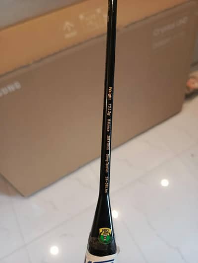 yonex racket very lightweight