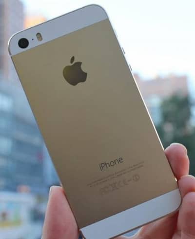 I phone 5S for sale my WhatsApp number 03=45.70=84.434