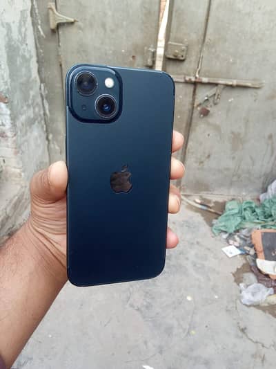 iPhone 13. Factory unlock