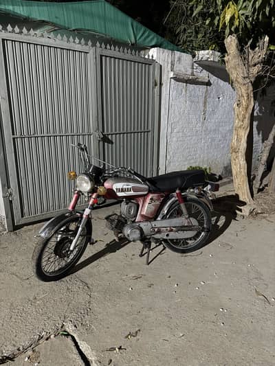 Yamaha YB100 deluxe 1977