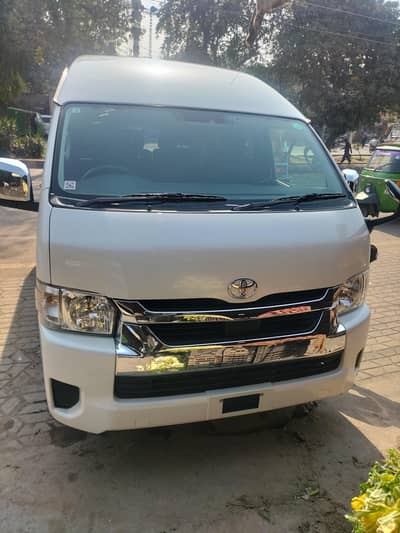 Toyota hi roof TRH 224