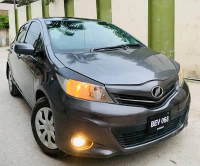 Toyota vitz 2012 /// 2015 registration