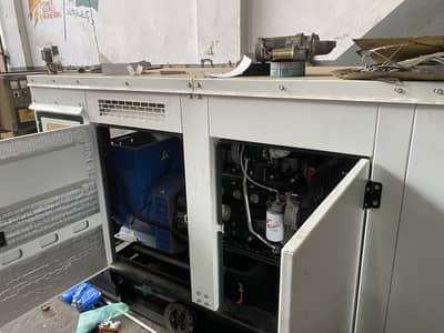 Cummins 100 kva genset brand new Cummins 6bt