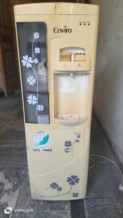 water dispenser for sale (read add)