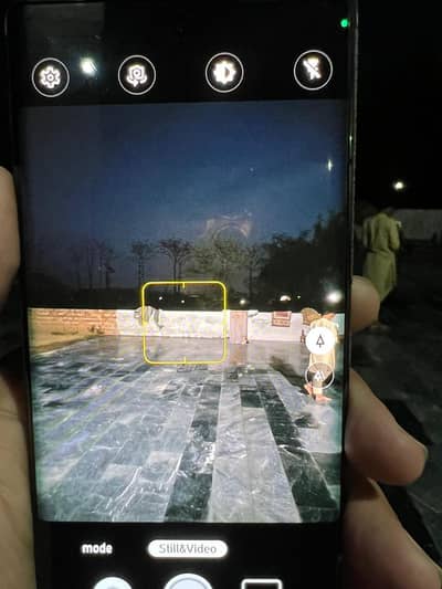 Fujitsu Arrows F-52A 8GB RAM 128GB | Snapdragon 765 | 5G