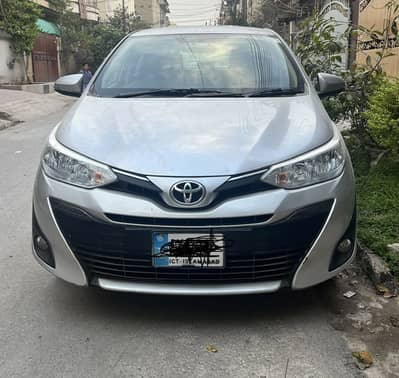 Toyota Yaris cvt-i 1.5 ATIV X