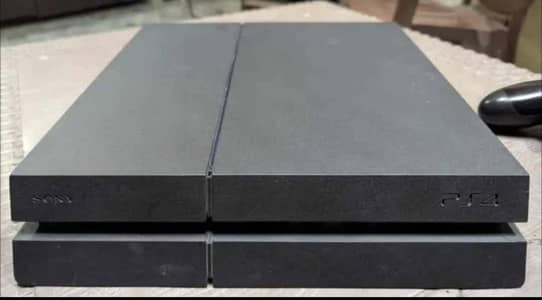 PS4 500GB ALL OK WITH CONTROLLER 50 GcoB WITH ONE ORIGINAL CONTROLLER.