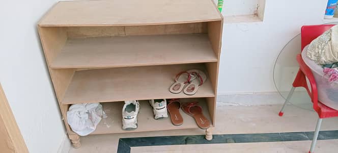 shoe stand wood