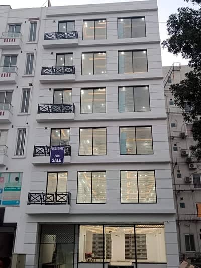 Grab Opportunity For investment 5 Marla Commercial Height For Sale In Bahria Town Lahore