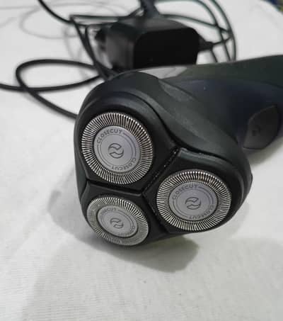 Philips Shaver with Charger