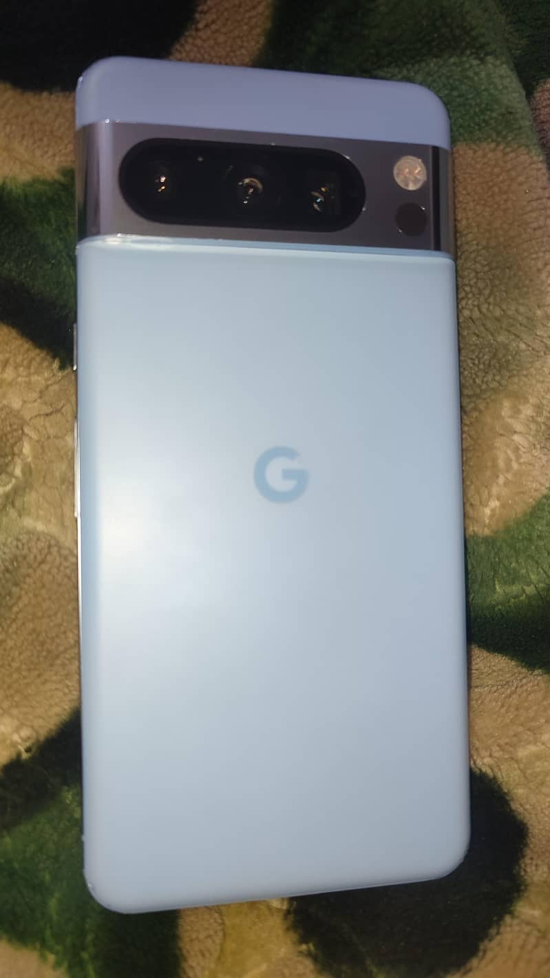 Google pixel 8pro 1