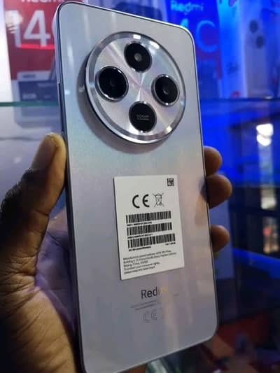 4 mahina use 6 gb 128 gb