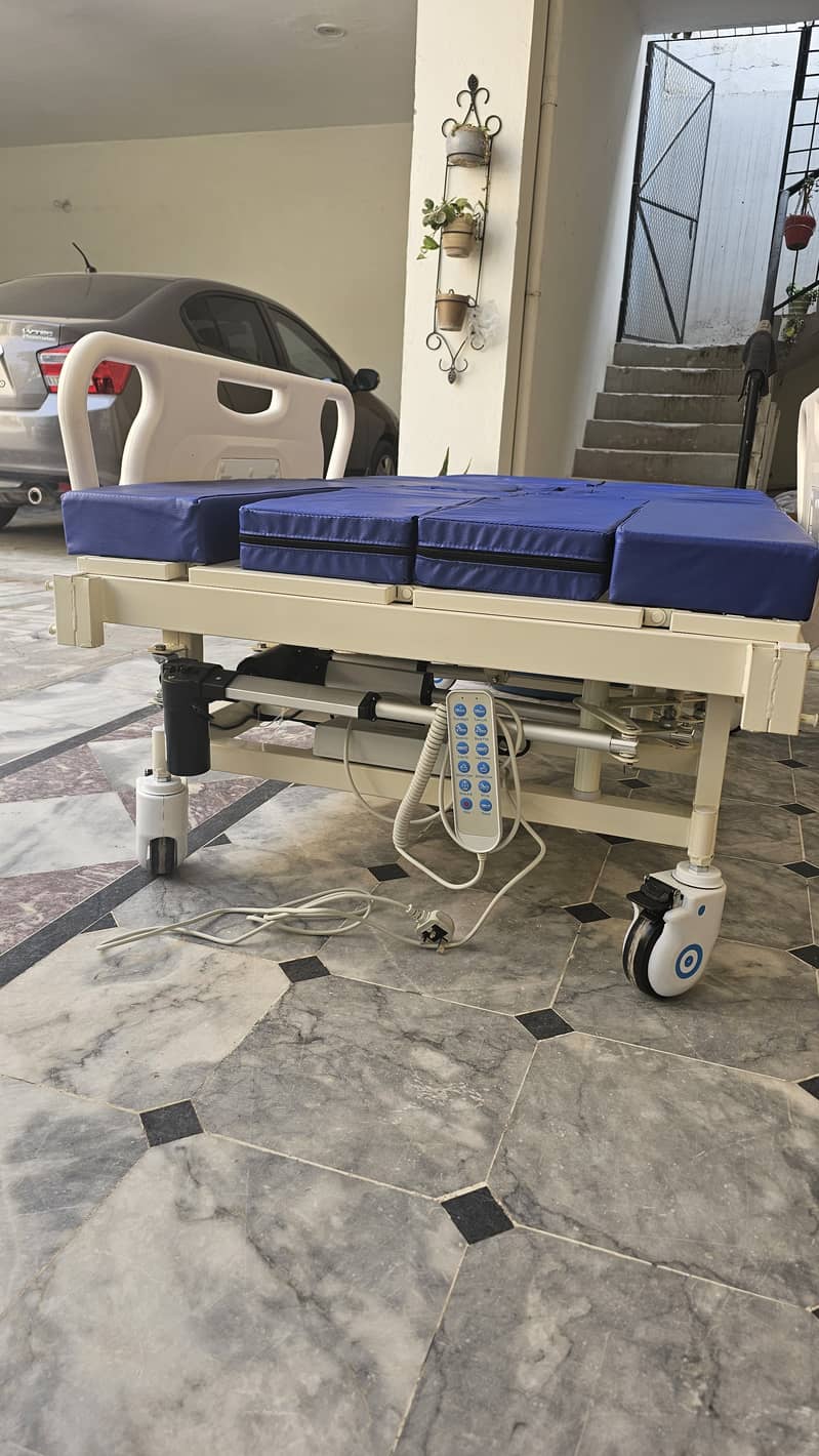 5 function Medical bed 1