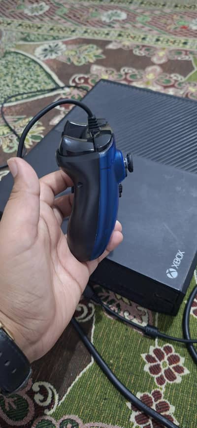 Xbox one j-tag 365gb