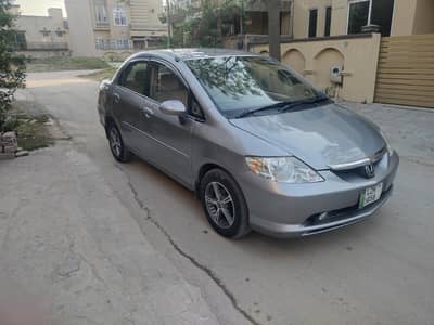 Honda City 2004- Very Well Maintained Vehicle