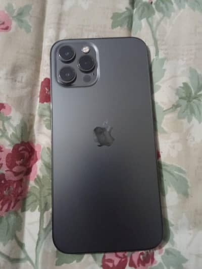 I phone 12 pro max fresh display