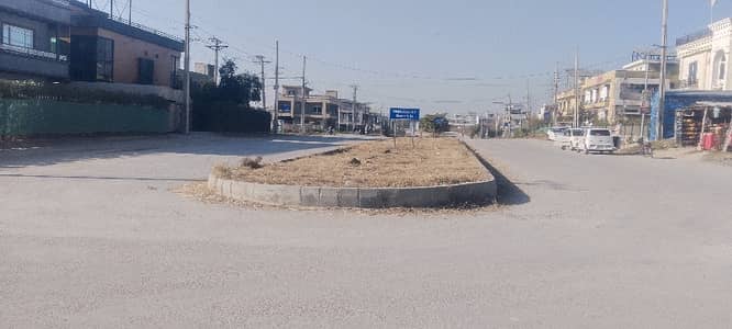 8 Marla 50ft Road Plot