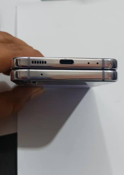 Samsung Galaxy Z Flip 4