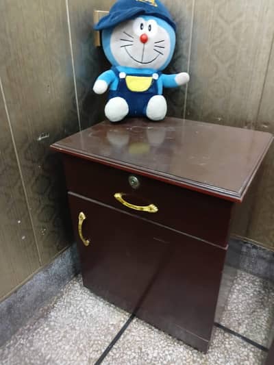 2 side table and dressing table